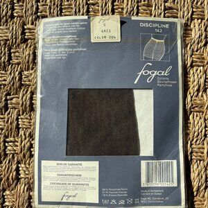 NWT Fogal Discipline 142 pantyhose in Gris 206